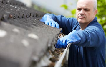 cleaning and inspecting Ystalyfera roofs